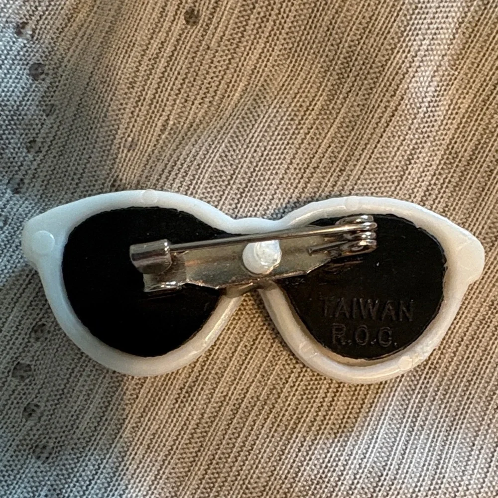 N/A trendy plastic
